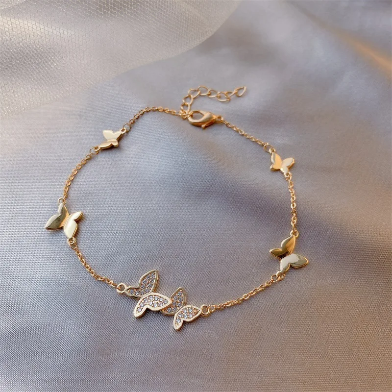 Barlaycs 2021 New Arrival Fashion Designer Korean Gold Stainless Steel Crystal Rhinestone Butterfly Bracelet for Women Jewelry
Barlaycs 2021 New Arrival Fashion Designer Korean Gold Stainless Steel Crystal Rhinestone Butterfly Bracelet for Women Jewelry