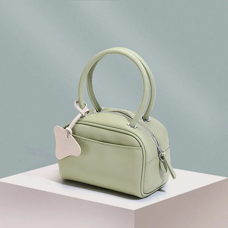 2021 Trendy Soft Handbags Top Handle Cowhide Clutch Bag For Girls Genuine Leather Shoulder Sling Bag Fashion Purse, Black, yellow, green
2021 Trendy Soft Handbags Top Handle Cowhide Clutch Bag For Girls Genuine Leather Shoulder Sling Bag Fashion Purse, Black, yellow, green