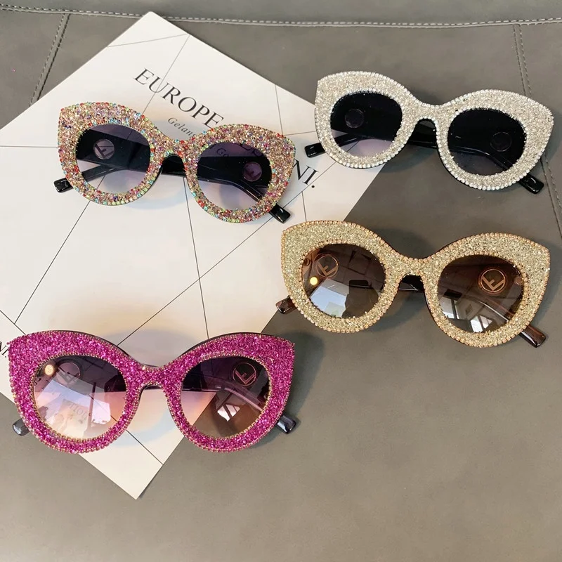 1723 New Arrival Best Selling Vintage Oversize Cat Eye Frame Round Lens Diamond Sunglasses, 7 colors
1723 New Arrival Best Selling Vintage Oversize Cat Eye Frame Round Lens Diamond Sunglasses, 7 colors