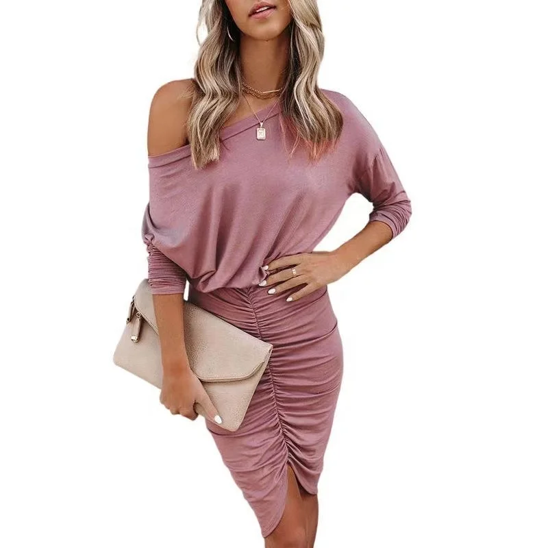Spring and summer new European and American long sleeve round neck buttock fold sexy irregular dress
Spring and summer new European and American long sleeve round neck buttock fold sexy irregular dress