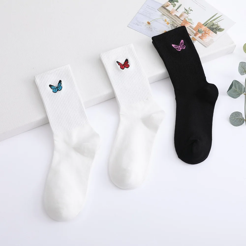 2021 New Butterfly Socks Women Streetwear Harajuku Women Socks Fashion Socks, As shown
2021 New Butterfly Socks Women Streetwear Harajuku Women Socks Fashion Socks, As shown
