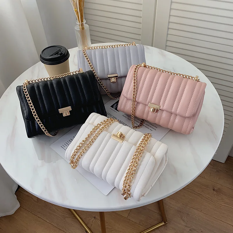 Korean Chain Messenger Bag Vegan Leather Handbags with New 2021 Jelly Color, 7 color or custom
Korean Chain Messenger Bag Vegan Leather Handbags with New 2021 Jelly Color, 7 color or custom