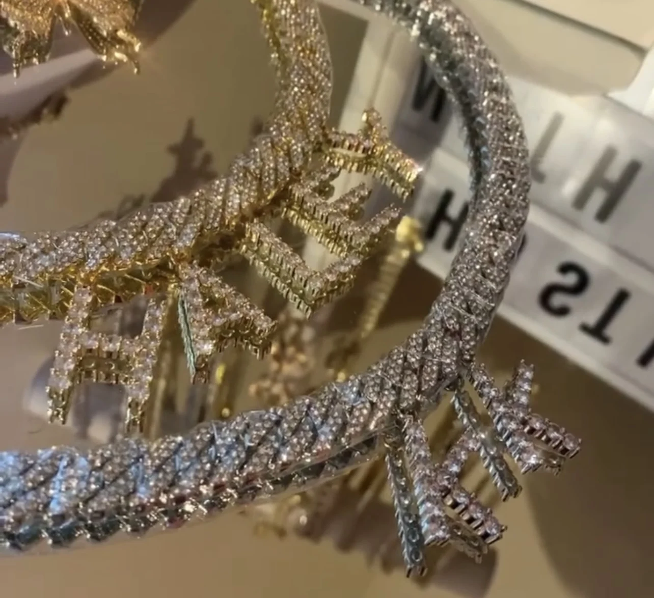 2021 Custom Name Cuban Link Chain Necklace with Letter Name 18K Gold Plated CZ Iced Out Chain Rapper Bling Jewelry, Colors
2021 Custom Name Cuban Link Chain Necklace with Letter Name 18K Gold Plated CZ Iced Out Chain Rapper Bling Jewelry, Colors