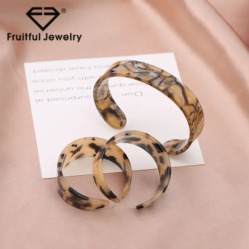 New Design Leopard Vintage Resin Custom Factory Wholesale Unisex Jewelry Women Acrylic Cuff Bangle Bracelet, Mixed color
New Design Leopard Vintage Resin Custom Factory Wholesale Unisex Jewelry Women Acrylic Cuff Bangle Bracelet, Mixed color