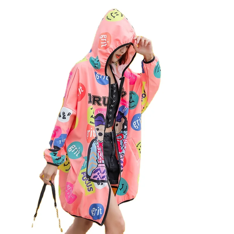 Wholesale In Stock Women Fashion Thailand Designer Chic Cartoon Print Spring and Summer Long Jacket, Picture color
Wholesale In Stock Women Fashion Thailand Designer Chic Cartoon Print Spring and Summer Long Jacket, Picture color