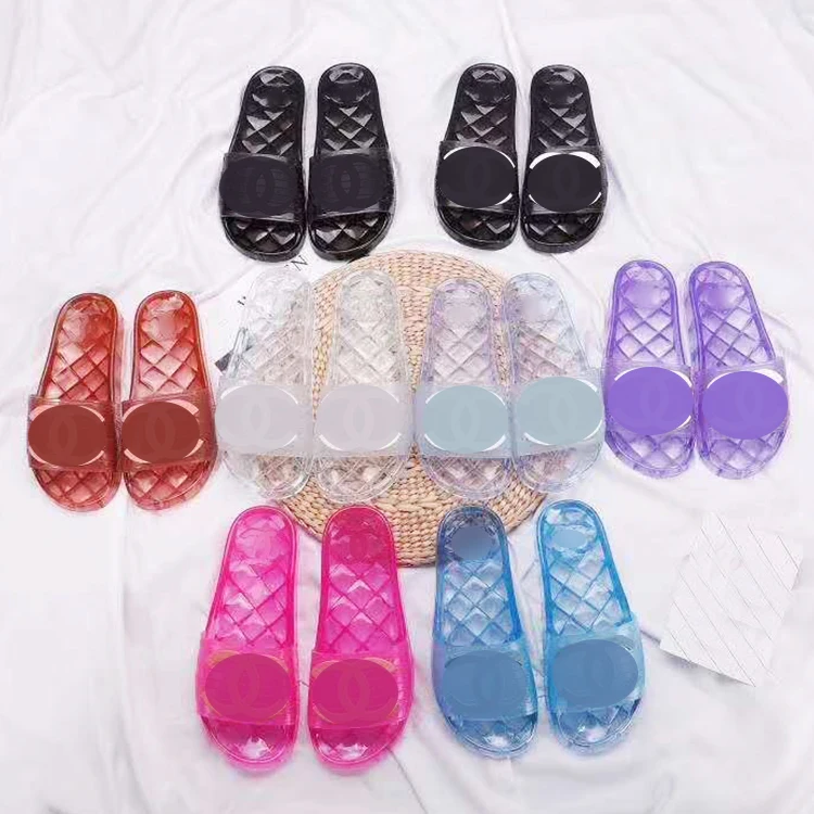 High-quality unisex slippers famous designer sadals Transparent jelly slippers Beach slippers, Customized color
High-quality unisex slippers famous designer sadals Transparent jelly slippers Beach slippers, Customized color