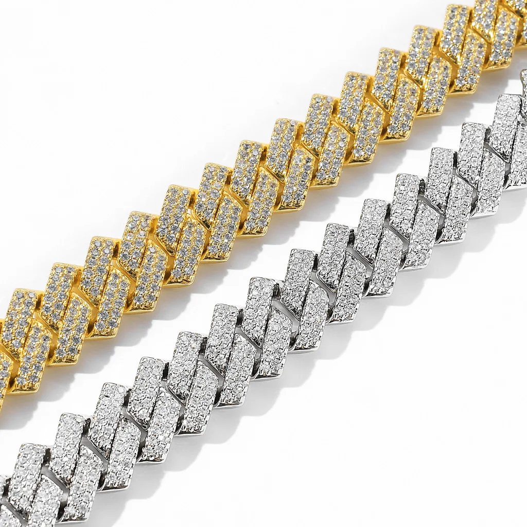 New European and American hip-hop accessories 14mm Cuban chain 18K gold micro-zircon men's necklace
New European and American hip-hop accessories 14mm Cuban chain 18K gold micro-zircon men's necklace