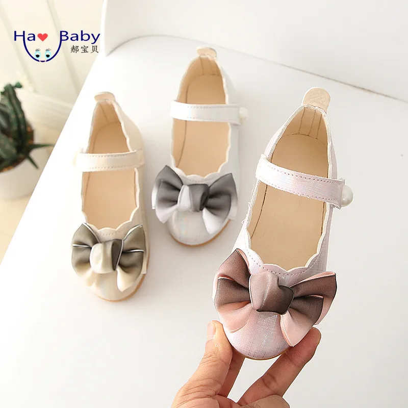 Hao Baby Spring Autumn New Children Flat Sole Girl Princess Sandal Small Shoes Soft Sole Dressshoes Baby Girl Children Shoes
Hao Baby Spring Autumn New Children Flat Sole Girl Princess Sandal Small Shoes Soft Sole Dressshoes Baby Girl Children Shoes