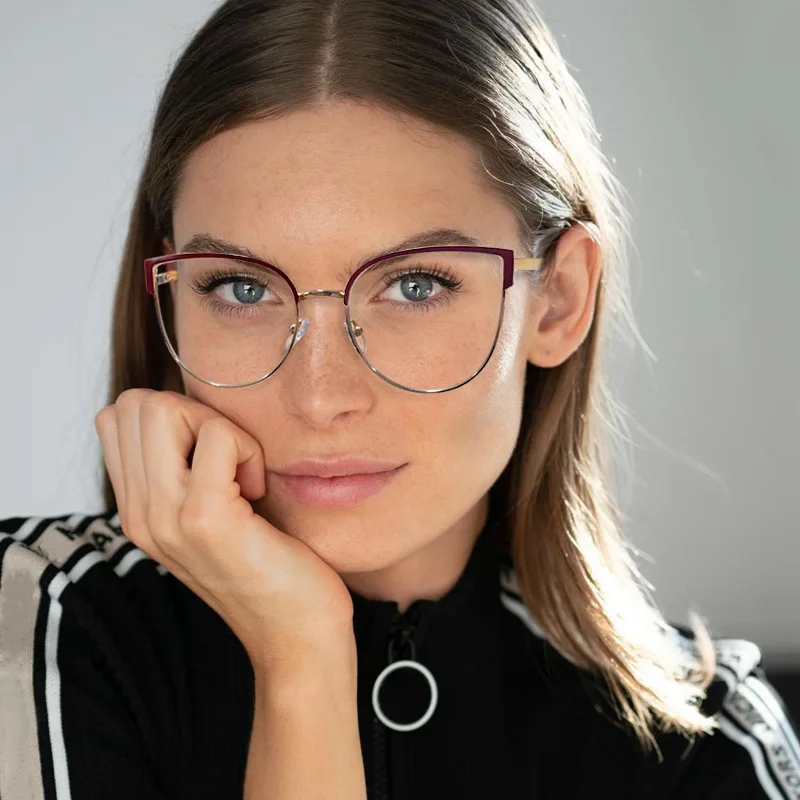 2022 Women luxury anti-blue light glasses metal spring temple computer eyewear optical eyeglasses frames
2022 Women luxury anti-blue light glasses metal spring temple computer eyewear optical eyeglasses frames