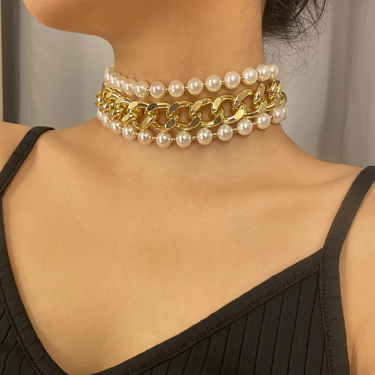Punk hip-hop metal geometric chain multi-layer clavicle chain Gothic pearl beaded chunky chain necklace women
Punk hip-hop metal geometric chain multi-layer clavicle chain Gothic pearl beaded chunky chain necklace women