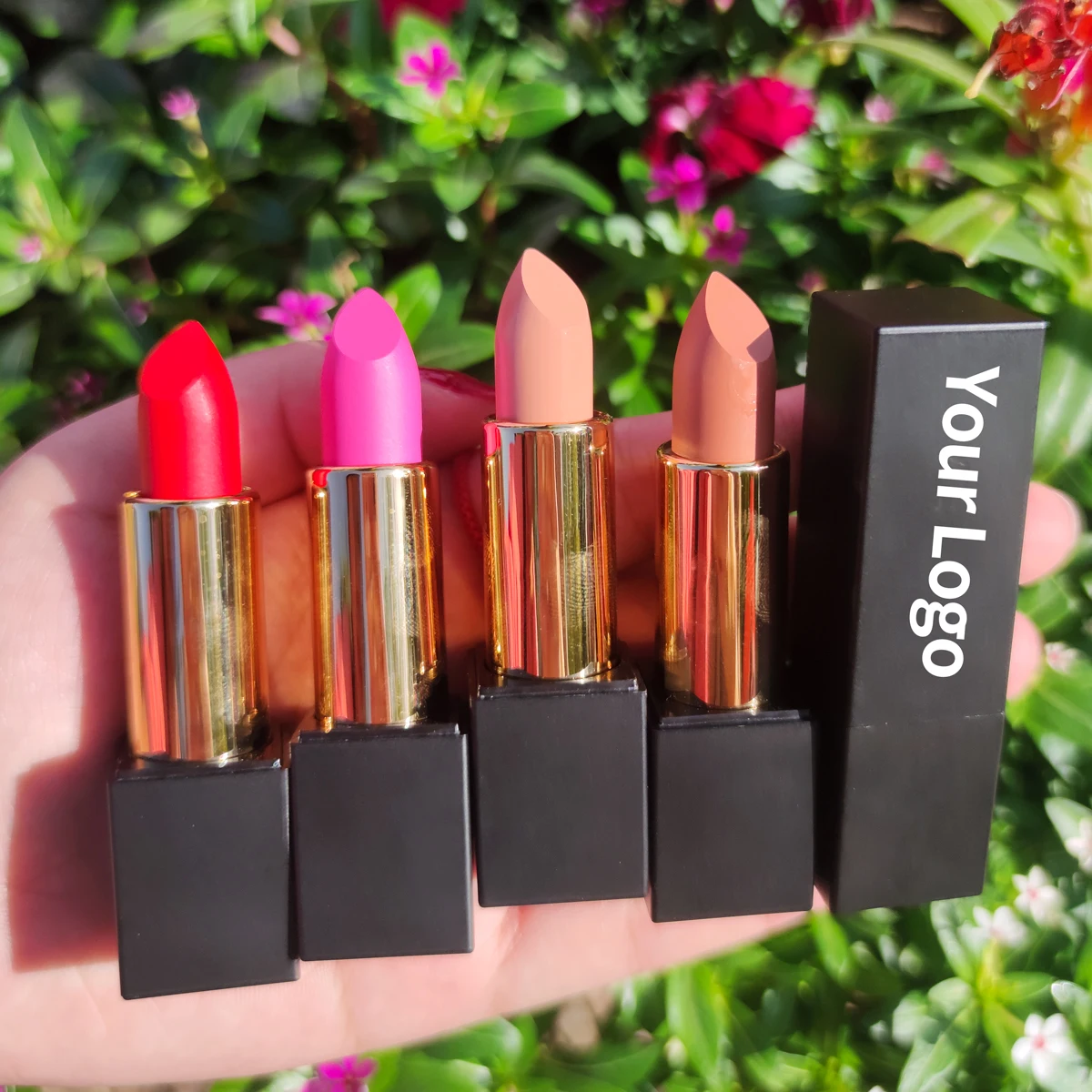 New cosmetics lip sticks matte waterproof lipstick solid vegan nude red private label matte lipstick
New cosmetics lip sticks matte waterproof lipstick solid vegan nude red private label matte lipstick