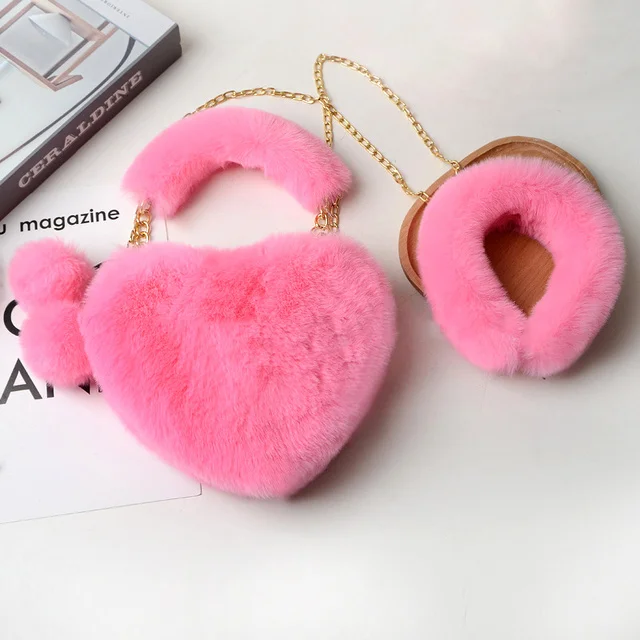 2021 fashion sweet style lovely heart faux fur purse cosmetics gift bag little wallet chain handbags for women girls
2021 fashion sweet style lovely heart faux fur purse cosmetics gift bag little wallet chain handbags for women girls