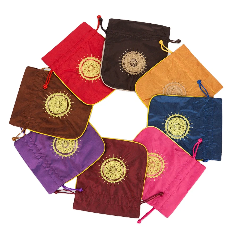 Cotton canvas fabric muslin drawstring bag Embroidery customized calico drawstring bag Canvas Bag Processing Factory, Customized color
Cotton canvas fabric muslin drawstring bag Embroidery customized calico drawstring bag Canvas Bag Processing Factory, Customized color