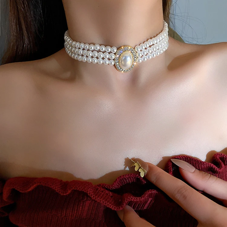 Baroque retro elegant temperament 3-layer pearl CollarKorean sexy party rhinestone necklace women
Baroque retro elegant temperament 3-layer pearl CollarKorean sexy party rhinestone necklace women