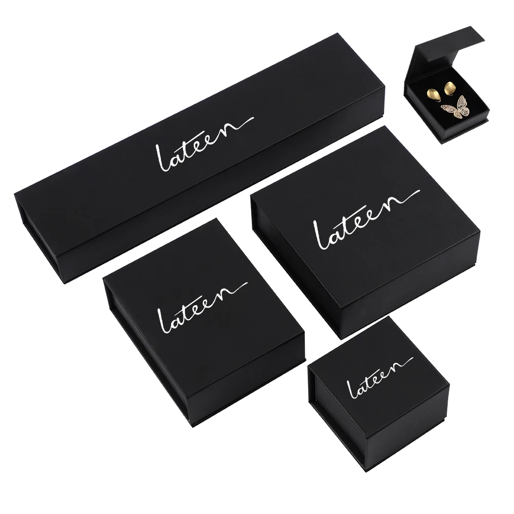 Fast Service Paperboard Black Grey Pink Rose Squaremagnetic Gift Box Packaging Flap Lid Closure Gift Jewelry Storage Box, Black ,grey,pink ,white ,blue
Fast Service Paperboard Black Grey Pink Rose Squaremagnetic Gift Box Packaging Flap Lid Closure Gift Jewelry Storage Box, Black ,grey,pink ,white ,blue