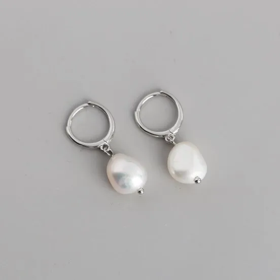 High quality sterling silver Hoop Earrings fresh water pearl earrings for women 925 huggie earrings, Gold 
High quality sterling silver Hoop Earrings fresh water pearl earrings for women 925 huggie earrings, Gold