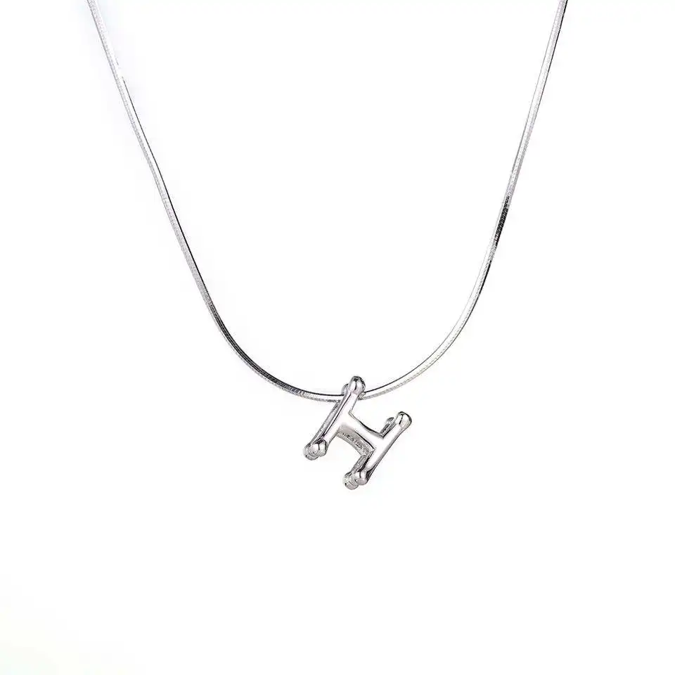 Custom Wholesale Jewelry 18K Gold Plated 925 Sterling Silver Initial Chain Alphabet 26 H Letter Necklace For Women Image
Custom Wholesale Jewelry 18K Gold Plated 925 Sterling Silver Initial Chain Alphabet 26 H Letter Necklace For Women Image
