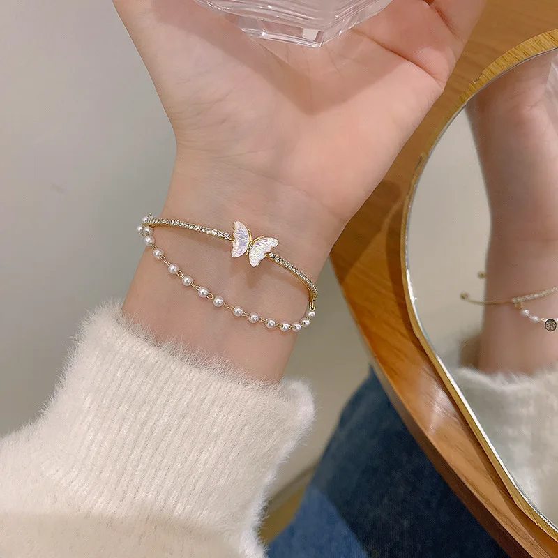 Korean Double Layer Colored Butterfly Bracelet Women's Personality Pearl Bracelet women Premium Jewelry
Korean Double Layer Colored Butterfly Bracelet Women's Personality Pearl Bracelet women Premium Jewelry