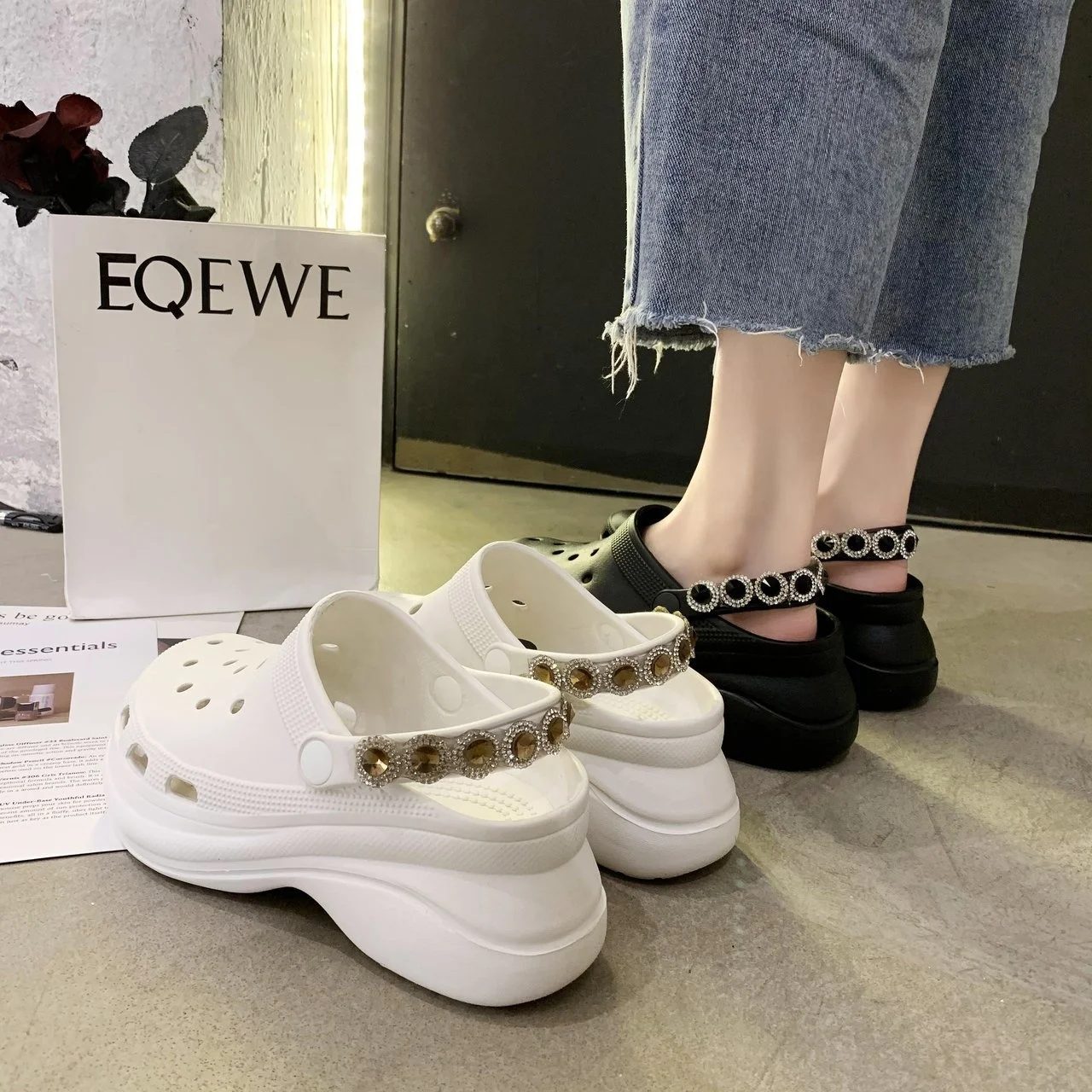 New fashion Wholesale Summer EVA garden shoes Kids Shoe Women's Garden Shoe shiny clogs & mules, White
New fashion Wholesale Summer EVA garden shoes Kids Shoe Women's Garden Shoe shiny clogs & mules, White