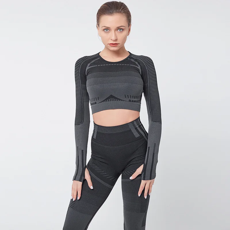 2021 women new breathable solid color high quality training backless anti-off sleeve sports top fitness
2021 women new breathable solid color high quality training backless anti-off sleeve sports top fitness