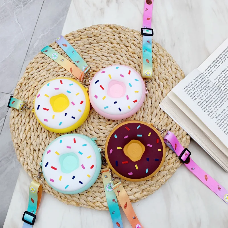 Wholesale Design Cartoon mini bags handbags Donuts kids purses and handbags little girls silicone wallet zip coin purse, 9 colors
Wholesale Design Cartoon mini bags handbags Donuts kids purses and handbags little girls silicone wallet zip coin purse, 9 colors