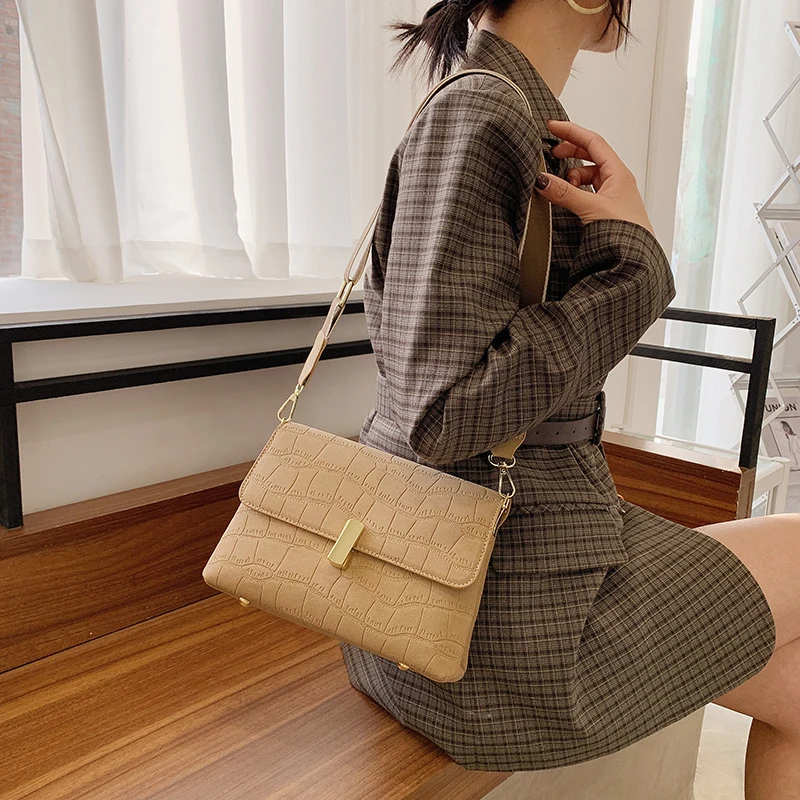 Fashion Lady Large Hand Bag Leather Long Strap Messenger Women Shoulder Bag For Girls, Accept customized color
Fashion Lady Large Hand Bag Leather Long Strap Messenger Women Shoulder Bag For Girls, Accept customized color