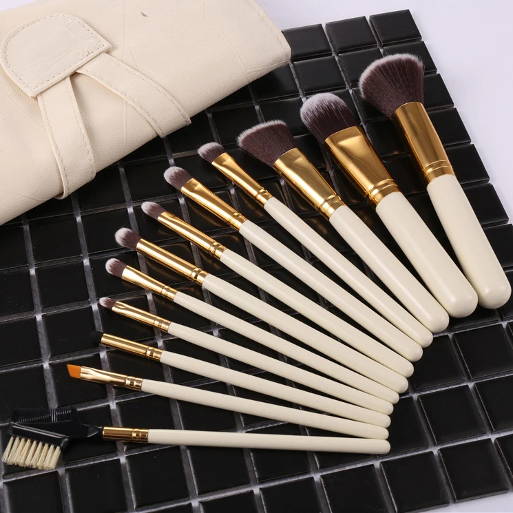Amazon Super Hot Luxury High Quality 12pcs Brush Set Portable Short Rod Fiber Hair Travel Brush Set Beauty Tool Brush
Amazon Super Hot Luxury High Quality 12pcs Brush Set Portable Short Rod Fiber Hair Travel Brush Set Beauty Tool Brush