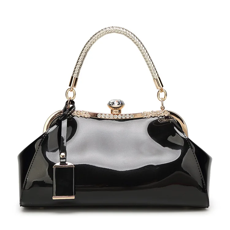 Black Red Luxury Patent Leather Tote Fashion Female Clutch Ladies Party Purses Evening Bag Wedding Chain Sac
Black Red Luxury Patent Leather Tote Fashion Female Clutch Ladies Party Purses Evening Bag Wedding Chain Sac