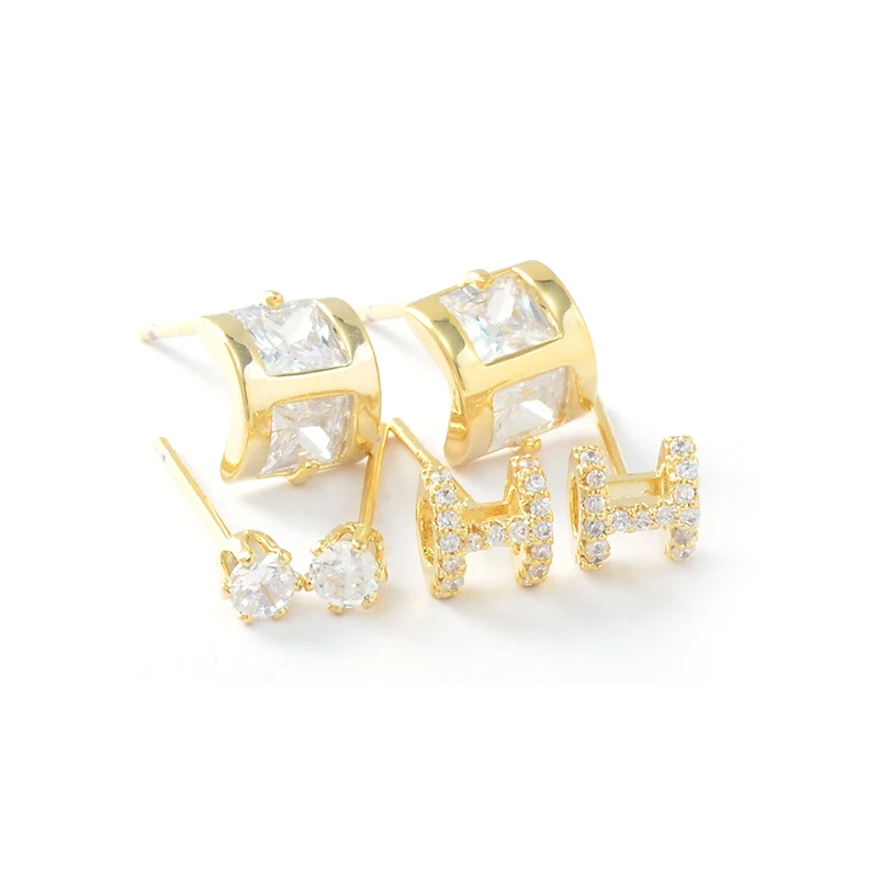 ED64094 Korean fashion gold plated women jewelry 3 pairs set diamond letter H stud earrings
ED64094 Korean fashion gold plated women jewelry 3 pairs set diamond letter H stud earrings