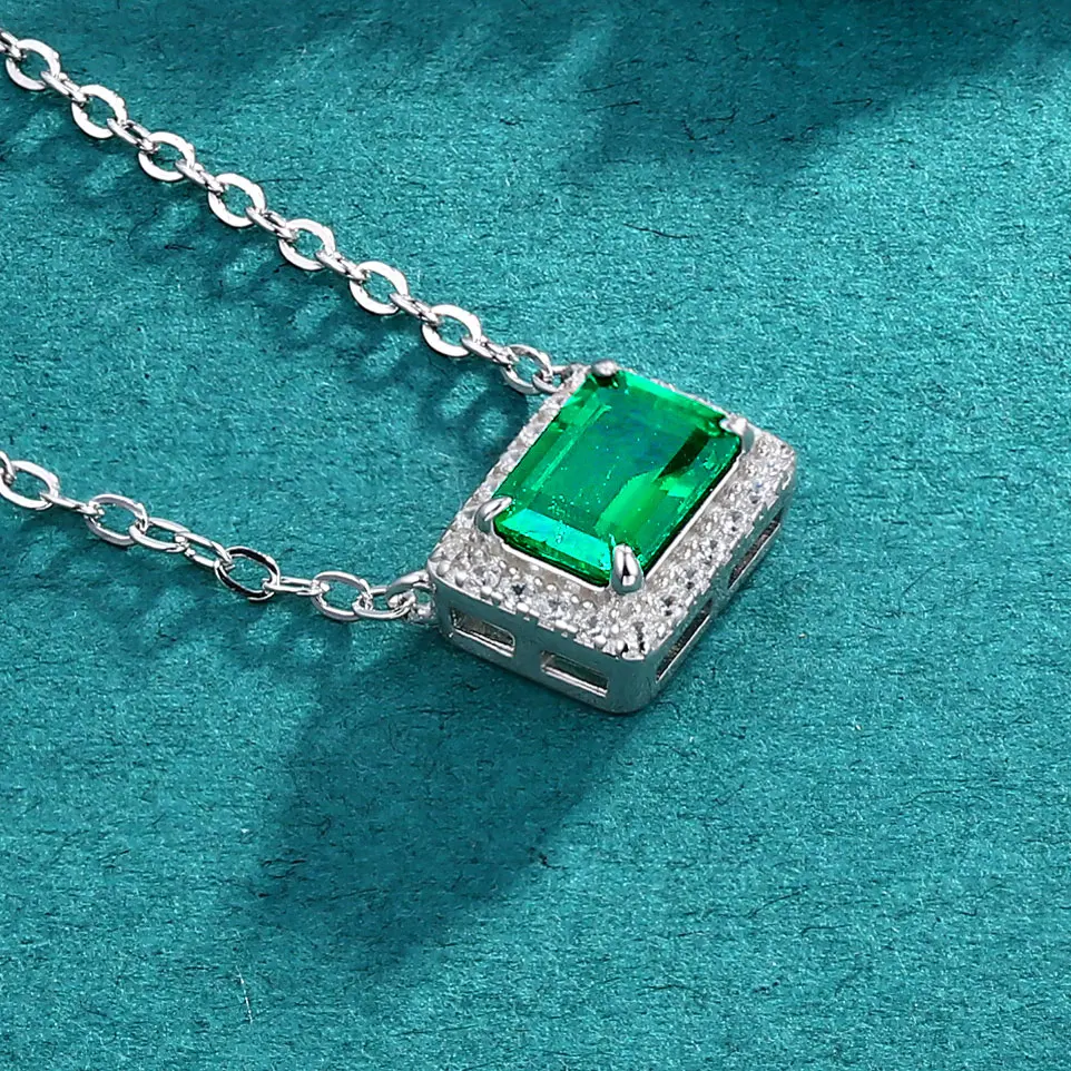 Luxury classic design vintage 925 sterling silver created emerald pendant necklace
Luxury classic design vintage 925 sterling silver created emerald pendant necklace