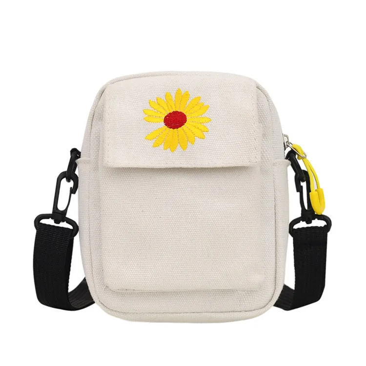 New small daisy fashion messenger bag canvas ins Japanese students over shoulder phone bag
New small daisy fashion messenger bag canvas ins Japanese students over shoulder phone bag