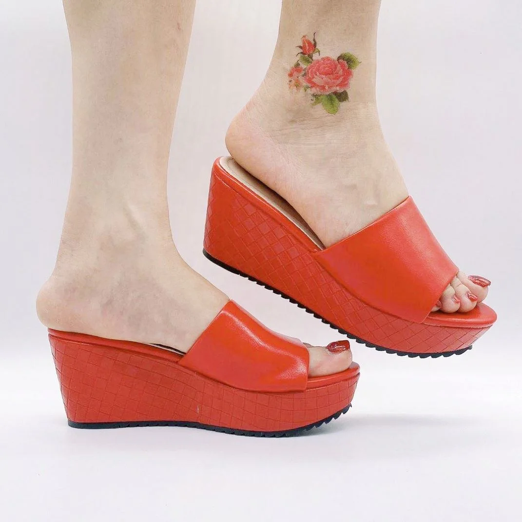 Solid Color Wedges Heeled Shoes for Woman Ladies Girl Fashion Summer Sandals Women Pumps Thick Heels Slippers
Solid Color Wedges Heeled Shoes for Woman Ladies Girl Fashion Summer Sandals Women Pumps Thick Heels Slippers
