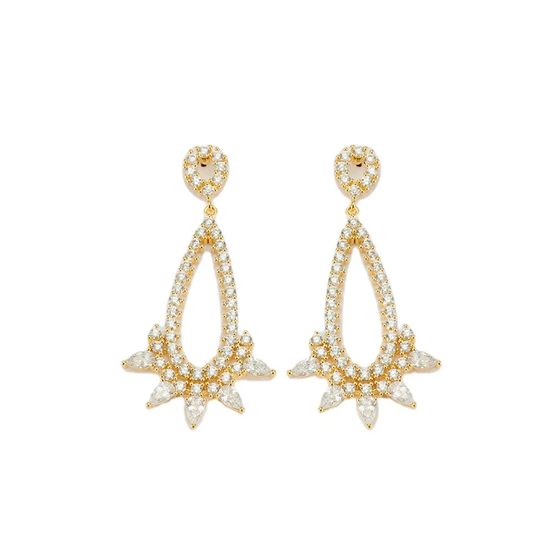 European Statement Long Crystal Dangle Earring Luxury Pave Cubic Zirconia Bridal Drop Earrings, Picture shows
European Statement Long Crystal Dangle Earring Luxury Pave Cubic Zirconia Bridal Drop Earrings, Picture shows