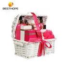 OEM factory wholesale Women basket Body Care Cleaning wrapping body and bath works lotions gift spa set