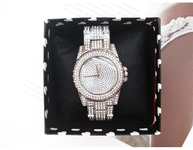 Men Square Quartz Wristwatch Diamond Watch new ladies watch ladies watch geneva gold colour ladies watch
Men Square Quartz Wristwatch Diamond Watch new ladies watch ladies watch geneva gold colour ladies watch