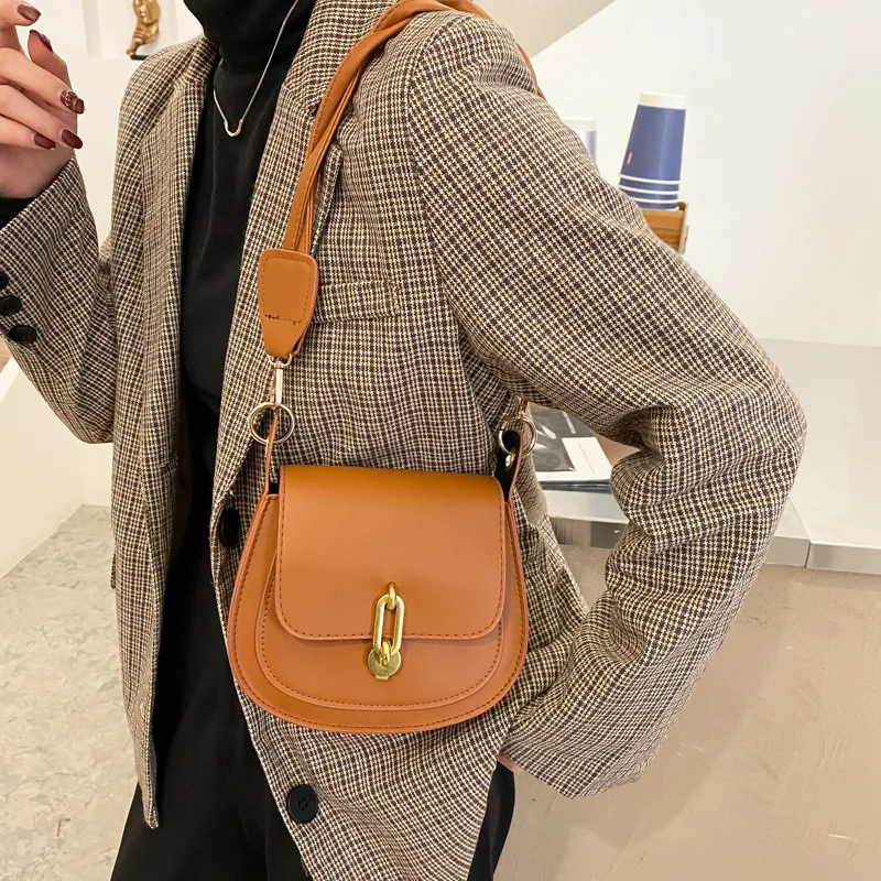 New Arrival Ladies Shoulder Bags Luxury Purses and Women Handbags For Ladies 2021, Customizable
New Arrival Ladies Shoulder Bags Luxury Purses and Women Handbags For Ladies 2021, Customizable