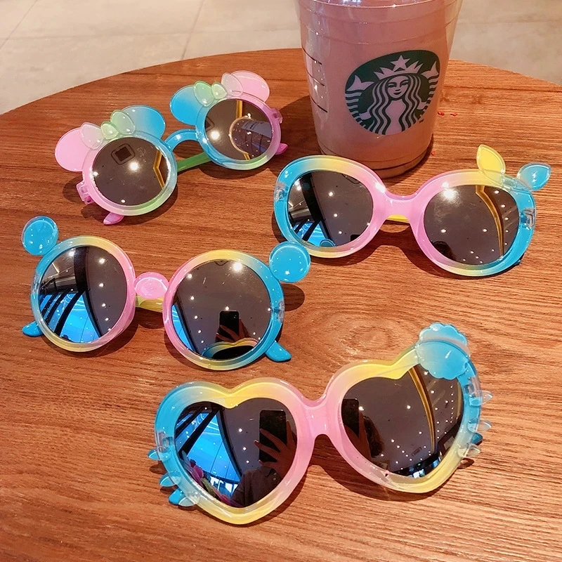 2021 Children Star Cartoon Round Colors Sunglasses Baby Girl Boy UV400 Goggles Outdoor Kids Summer Beach Holiday Eyewear
2021 Children Star Cartoon Round Colors Sunglasses Baby Girl Boy UV400 Goggles Outdoor Kids Summer Beach Holiday Eyewear