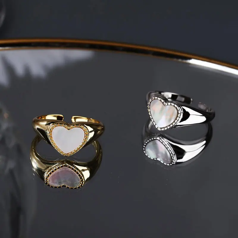 Ins Hot Selling 18k Gold Plated 925 Sterling Silver Heart Adjustable Ring Mother of Pearl Heart Open Finger Ring, As picture
Ins Hot Selling 18k Gold Plated 925 Sterling Silver Heart Adjustable Ring Mother of Pearl Heart Open Finger Ring, As picture