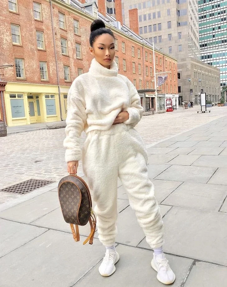 New Arrive 2020 Winter Clothing For Women Thicken Joggers Women Two Piece Pants Set, White,pink,black,khaki
New Arrive 2020 Winter Clothing For Women Thicken Joggers Women Two Piece Pants Set, White,pink,black,khaki