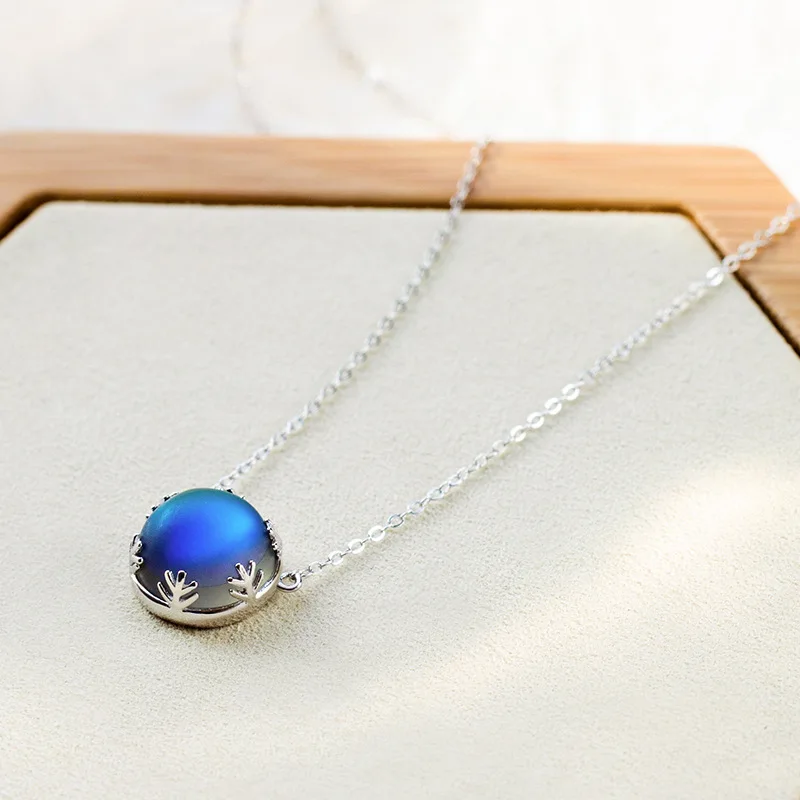 High Quality New Design 925 Sterling Silver Moonstone CZ Pave Snowflower Charm Choker Necklace Women Girl
High Quality New Design 925 Sterling Silver Moonstone CZ Pave Snowflower Charm Choker Necklace Women Girl