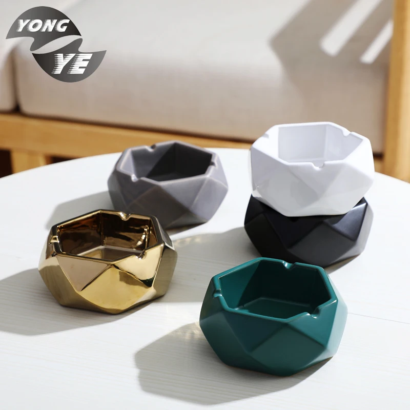 Wholesale custom design cigarette personalized ashtray stoneware printing cigar ashtray, Green+gold+grey+white+black
Wholesale custom design cigarette personalized ashtray stoneware printing cigar ashtray, Green+gold+grey+white+black