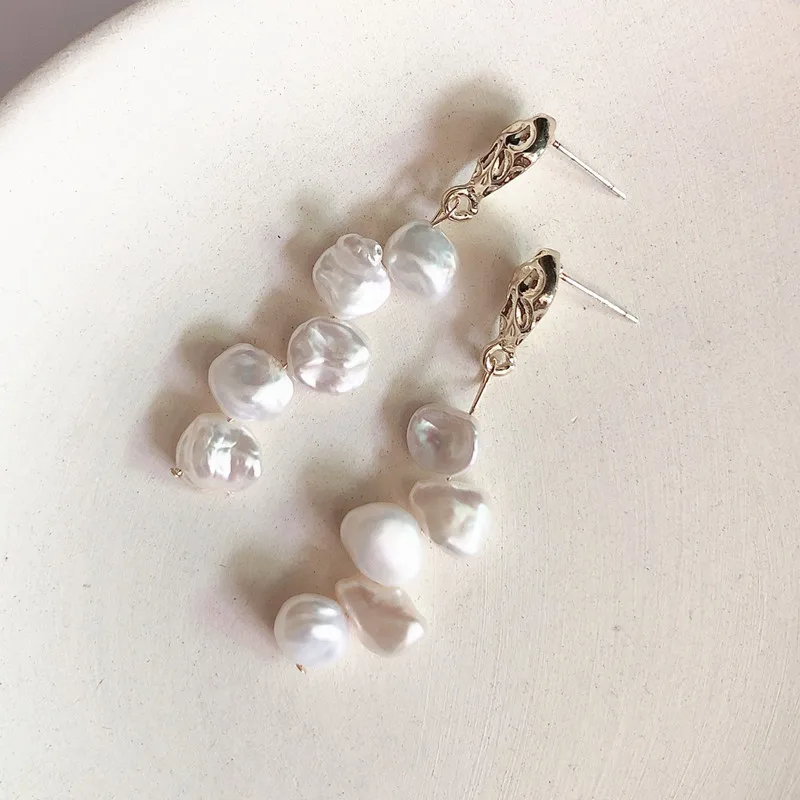 RE3989 Hot Irregular Pearl Earrings for Women Baroque Fresh Water Pearl Earrings Ladies Gifts Jewelry
RE3989 Hot Irregular Pearl Earrings for Women Baroque Fresh Water Pearl Earrings Ladies Gifts Jewelry