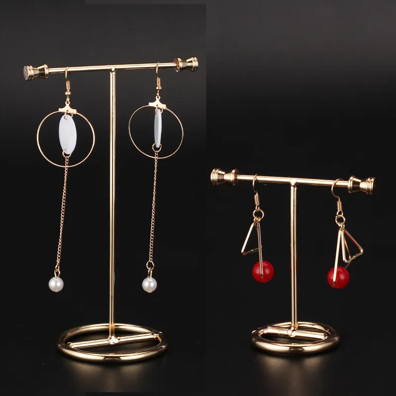 Simple metal round bottom T-shaped jewelry frame decoration shooting props display earrings jewelry stand, Gold
Simple metal round bottom T-shaped jewelry frame decoration shooting props display earrings jewelry stand, Gold