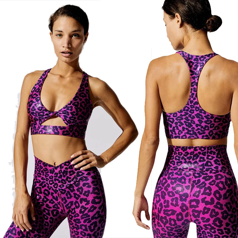 Wholesale women plus size purple leopard series athletic fitness clothing black gym wear yoga sets two piece shinny workout
Wholesale women plus size purple leopard series athletic fitness clothing black gym wear yoga sets two piece shinny workout