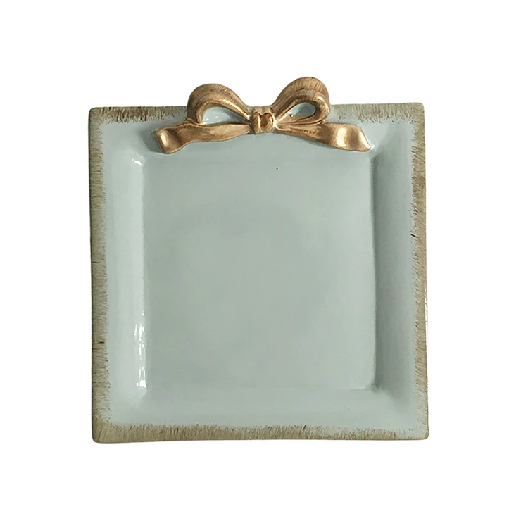 European And American Creative Square Retro Resin Painted Gold Plate Jewelry Storage Plate Can Be Used As Coaster
European And American Creative Square Retro Resin Painted Gold Plate Jewelry Storage Plate Can Be Used As Coaster