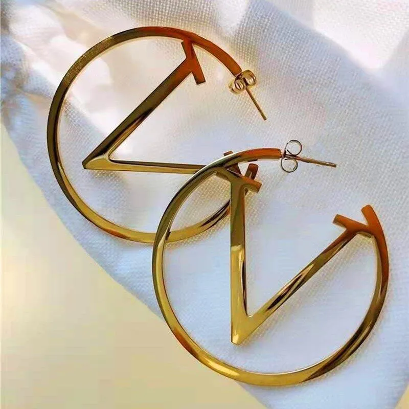 Logo Brand Hoop Earring Women C C Crystal V Custom Jewelry Fashion C Luxury Brand Statement Designer G Stud Earrings Gift Set
Logo Brand Hoop Earring Women C C Crystal V Custom Jewelry Fashion C Luxury Brand Statement Designer G Stud Earrings Gift Set