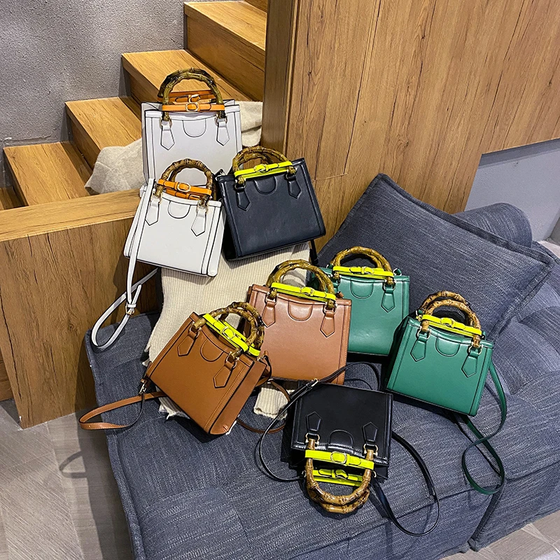 High Quality Tote Hand Bags 2022 Girls Design Handbag Luxury PU Leather Tote Purses For Young Lady
High Quality Tote Hand Bags 2022 Girls Design Handbag Luxury PU Leather Tote Purses For Young Lady