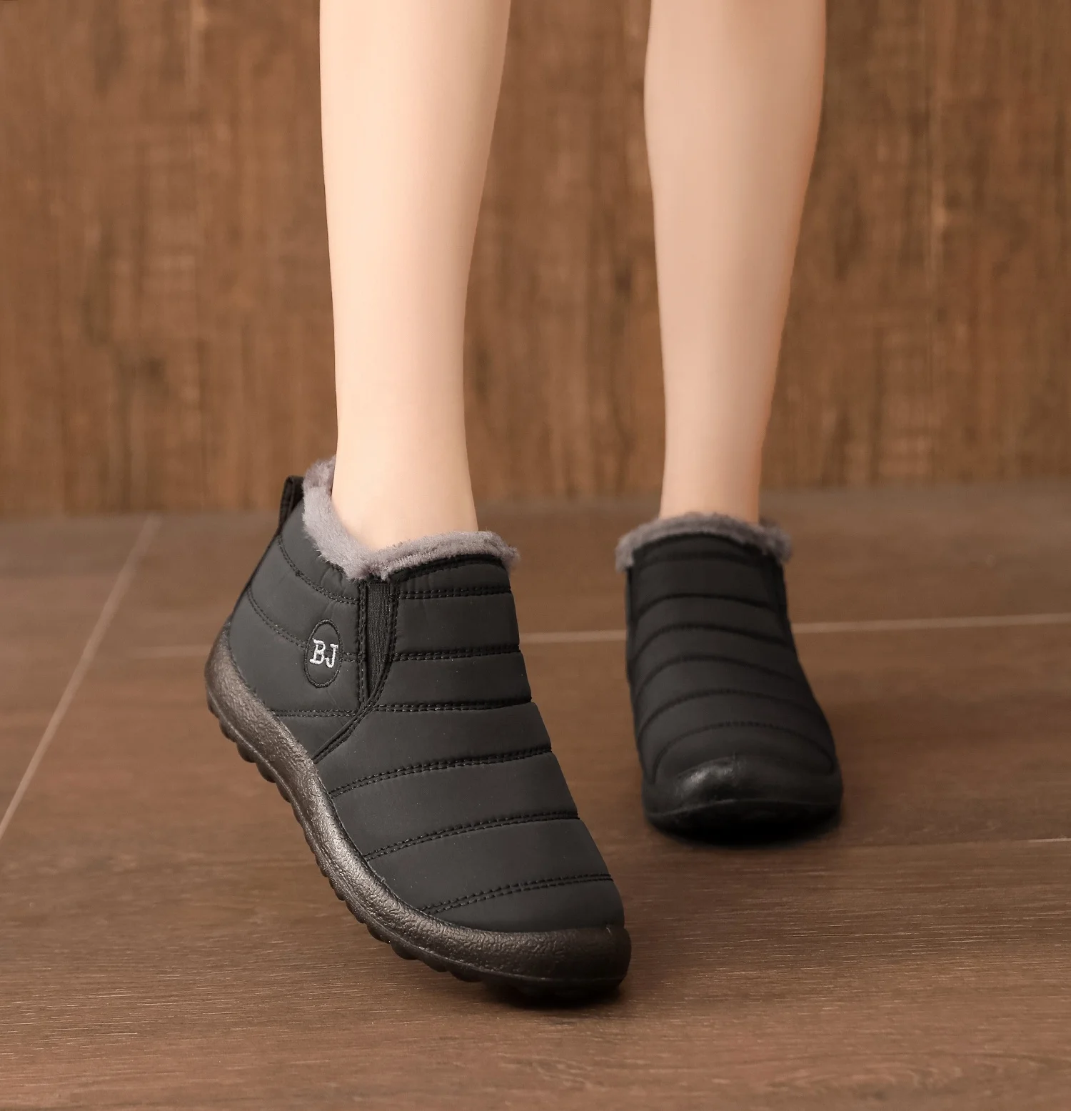 2021hot selling winter snow boots ankle waterproof women and men warm boots cheap warm snow boots
2021hot selling winter snow boots ankle waterproof women and men warm boots cheap warm snow boots