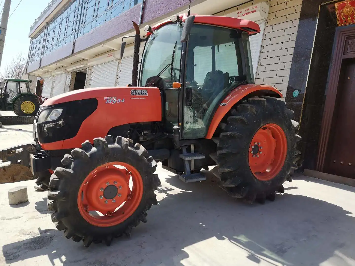 Used Tractor Kubota M Wd Wheel Agricultural Equipment Tractor Buy