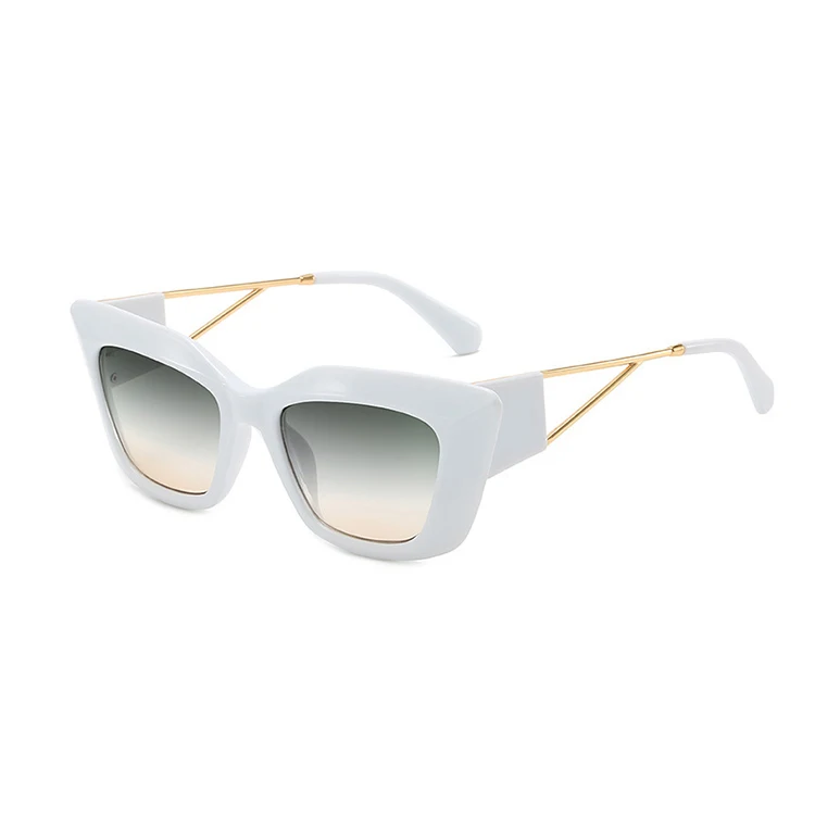 Wholesale customization cheap Fashion design cateye Decorative sunglasses trendy women's sunglasses 2020
Wholesale customization cheap Fashion design cateye Decorative sunglasses trendy women's sunglasses 2020